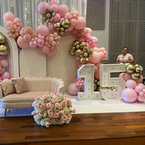 Elegant Balloon Backdrop for a quinceañera